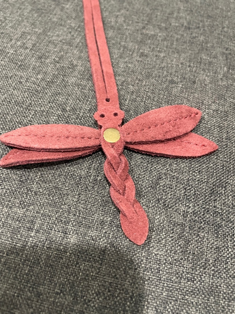 Portland Leather Dragonfly Tassel- Red Panda - Picture 2 of 7